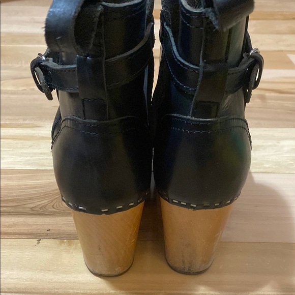 Women's Black Clog Style Ankle Boots - Picture 8 of 17